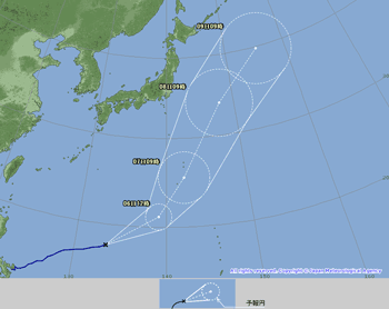 台風経路図の例