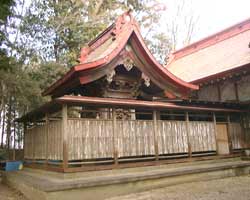 布鎌惣社水神社本殿