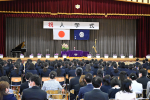 栄中入学式07040802